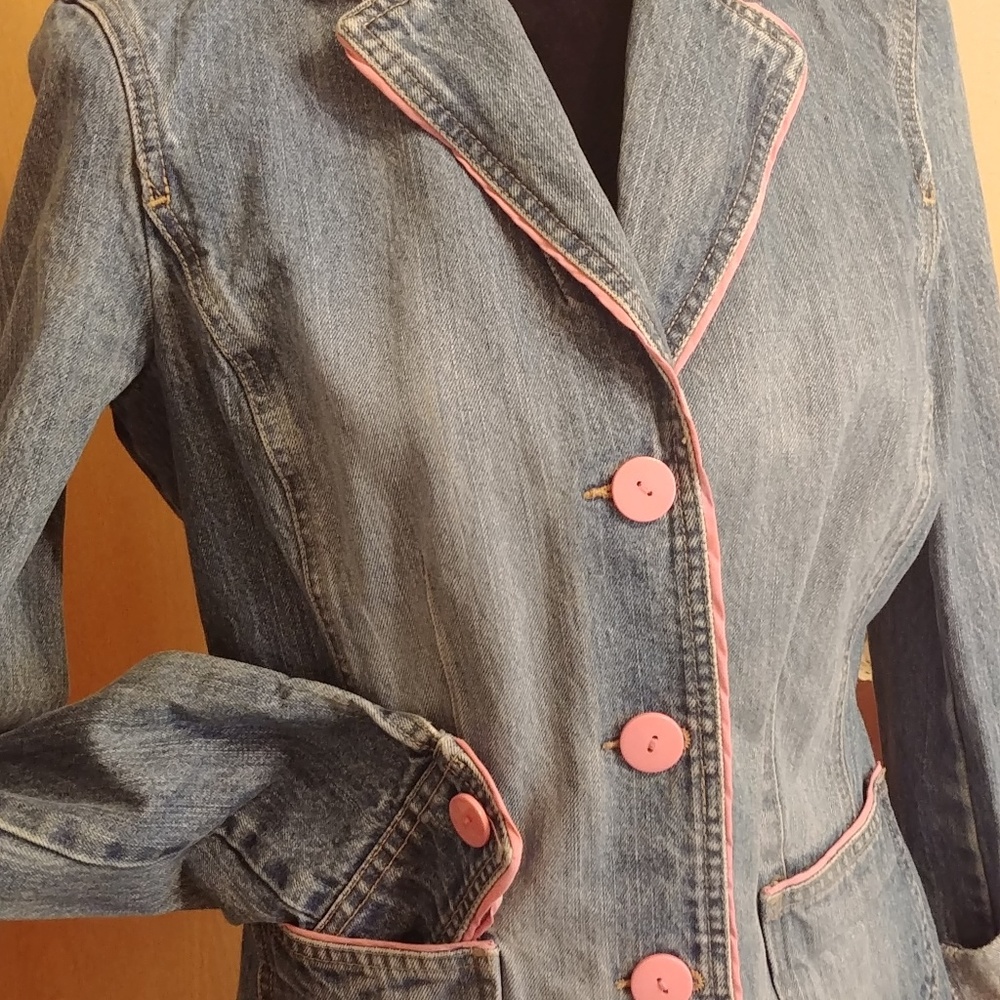 ADORABLE Denim Blazer - Picture 5 of 6